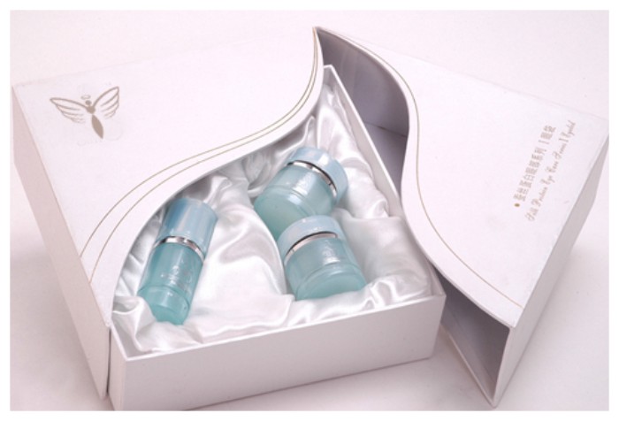 2017化妝品包裝盒設(shè)計(jì)4-廣州駿業(yè)包裝實(shí)業(yè)有限公司 2017化妝品包裝盒設(shè)計(jì)4