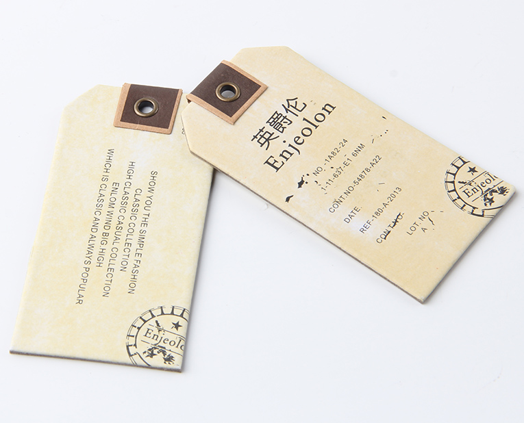 男士衣服吊牌-廣州駿業(yè)包裝實業(yè)有限公司 男士衣服吊牌