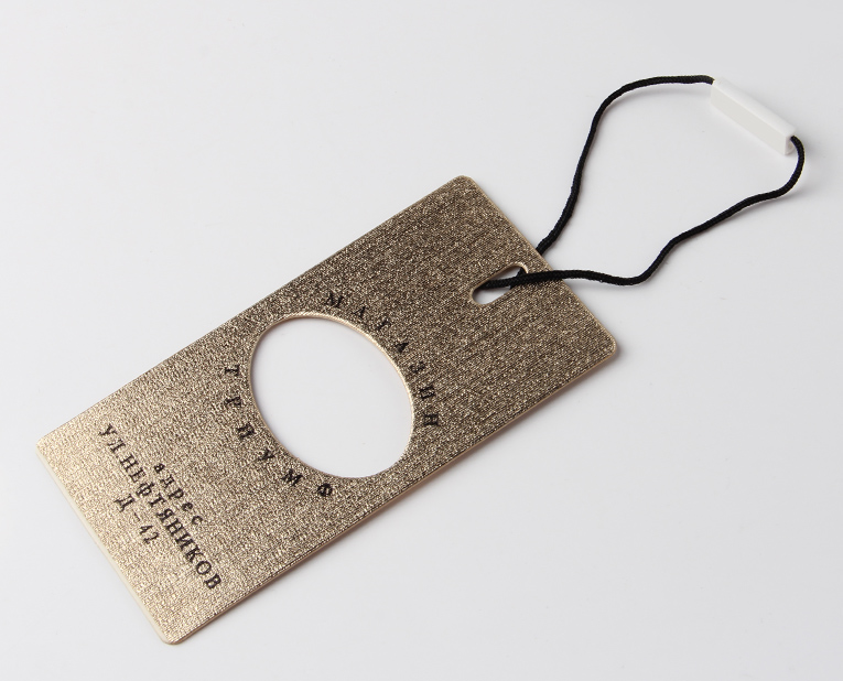 吊牌卡生產(chǎn)廠家-廣州駿業(yè)包裝實業(yè)有限公司 吊牌卡生產(chǎn)廠家