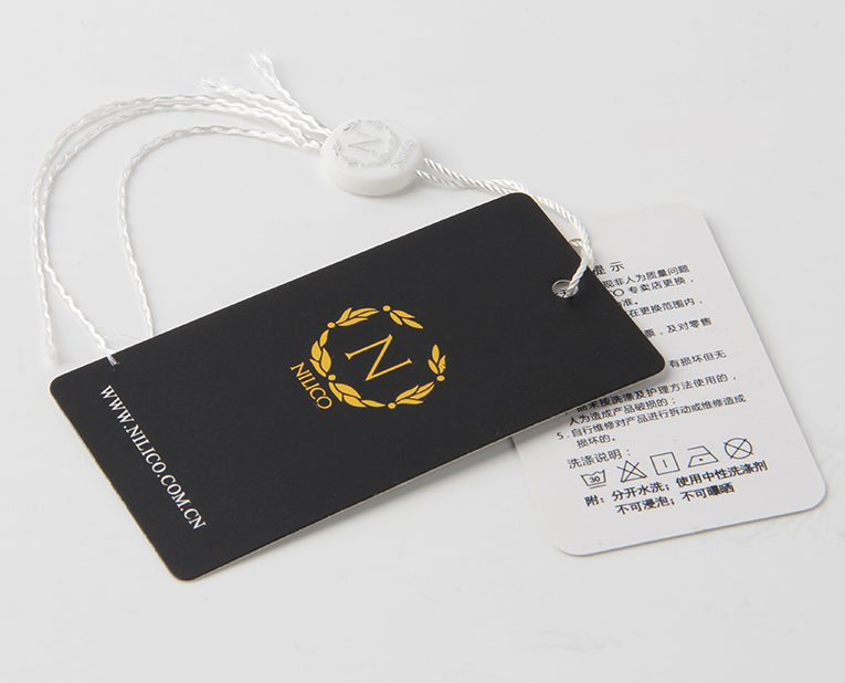 襯衫吊牌如果使用燙金工藝，工廠的老師傅對(duì)這1點(diǎn)很在意