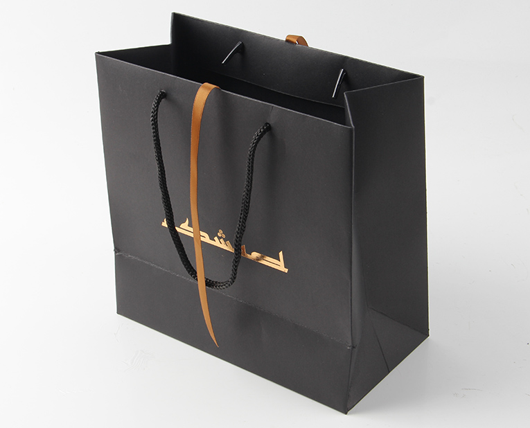 高檔禮品袋廠統(tǒng)計01年以來，絲印技術(shù)的起伏市場