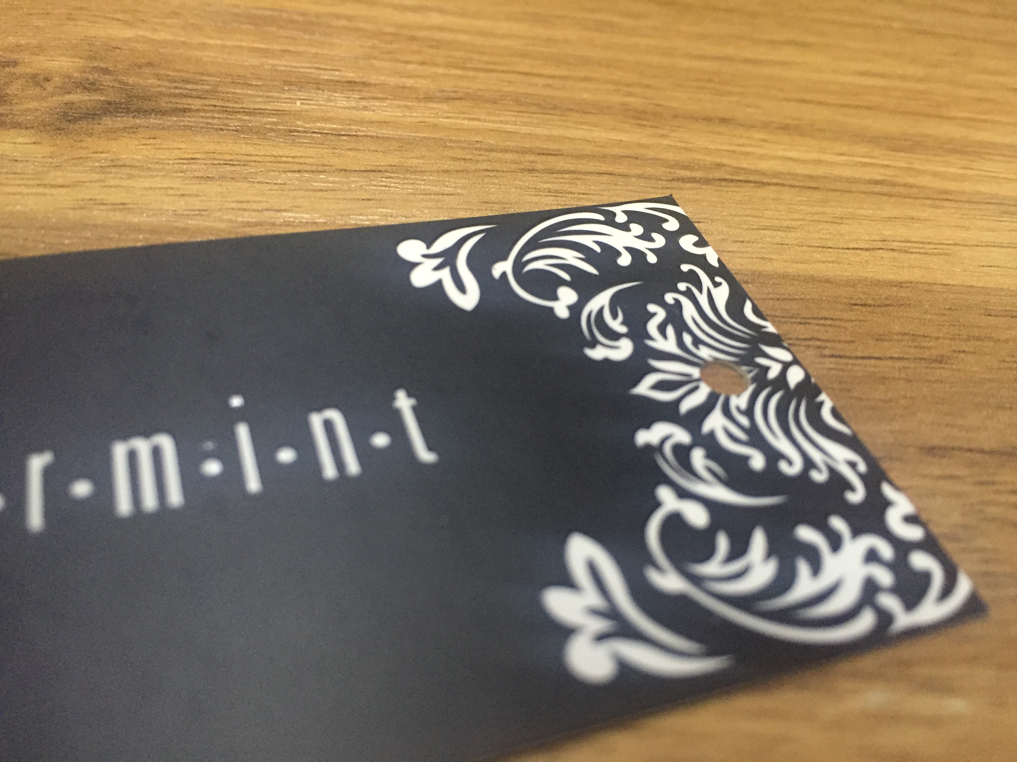 從t恤紙牌工廠(chǎng)回來(lái)的譚師傅，告訴我們他的苦逼經(jīng)歷