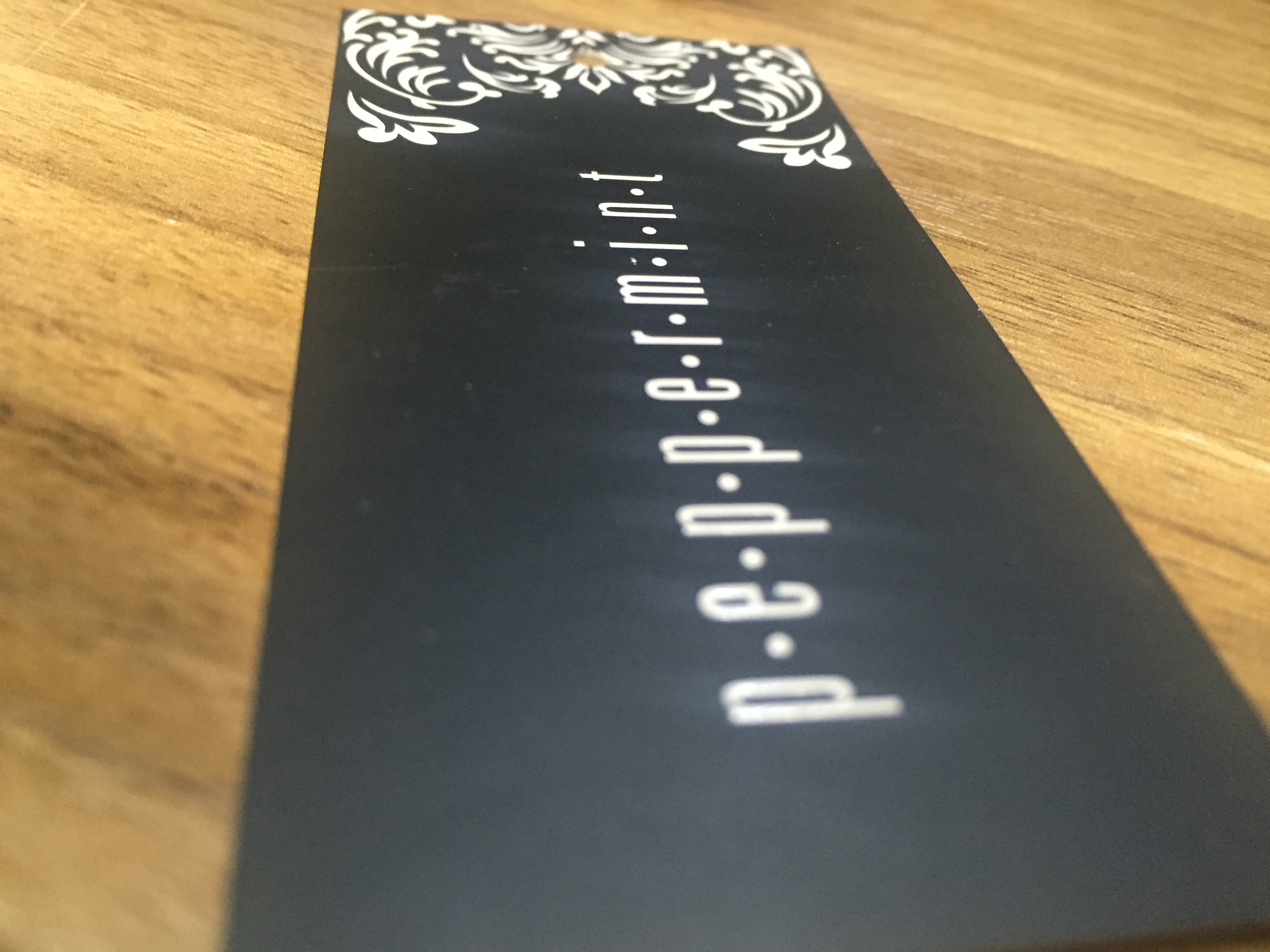 從t恤紙牌工廠(chǎng)回來(lái)的譚師傅，告訴我們他的苦逼經(jīng)歷