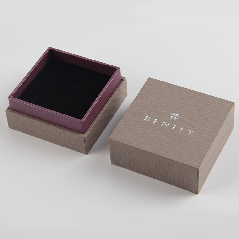 這個(gè)短板導(dǎo)致中纖板慢慢淡出了手表包裝盒廠市場(chǎng) 這個(gè)短板導(dǎo)致中纖板慢慢淡出了手表包裝盒廠市場(chǎng)