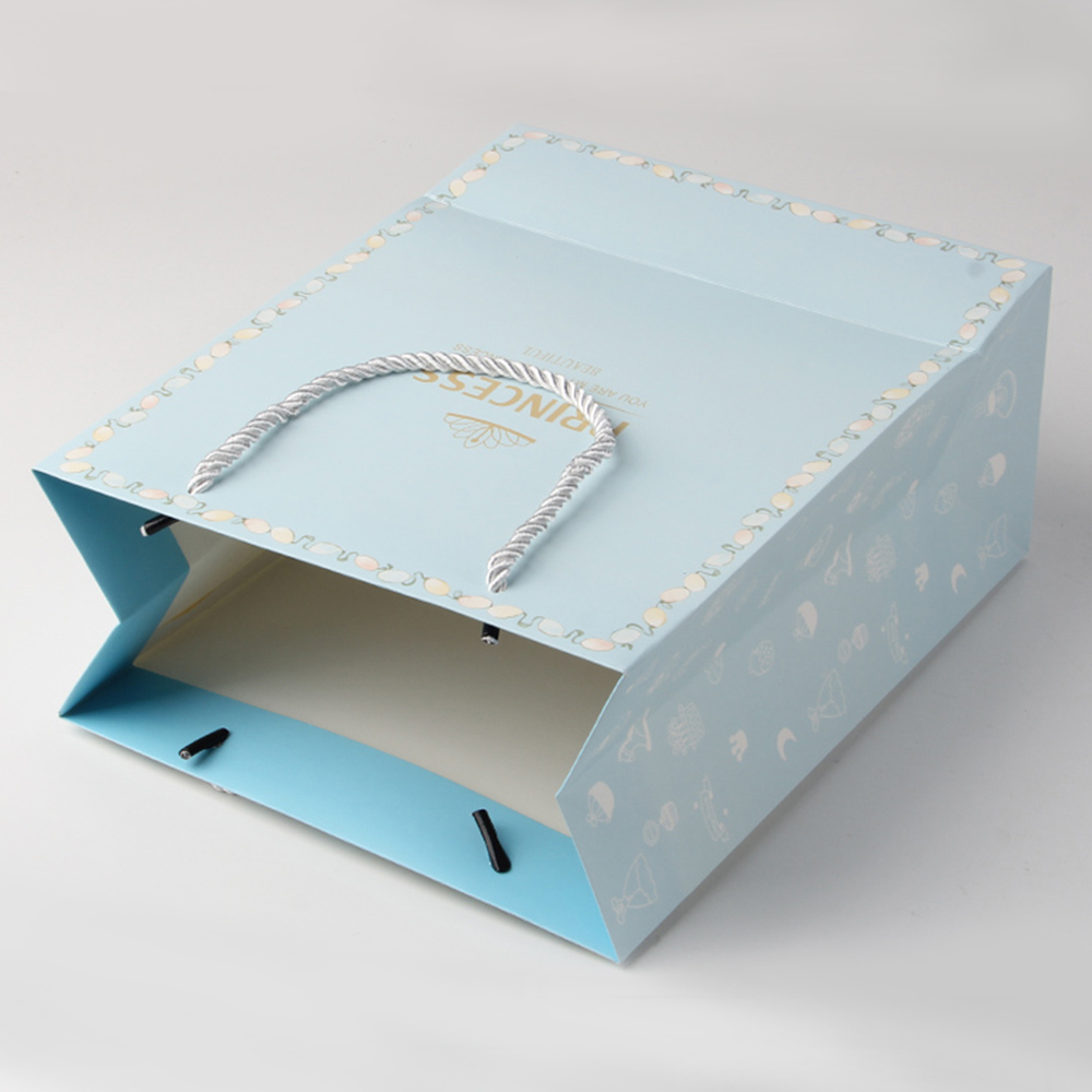 香水紙袋定做出來(lái)真的只是成型這么簡(jiǎn)單嗎 香水紙袋定做出來(lái)真的只是成型這么簡(jiǎn)單嗎