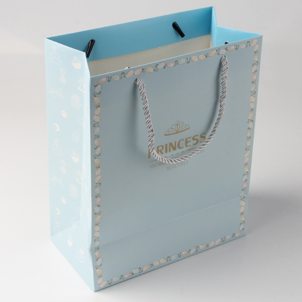 香水紙袋定做出來(lái)真的只是成型這么簡(jiǎn)單嗎 香水紙袋定做出來(lái)真的只是成型這么簡(jiǎn)單嗎