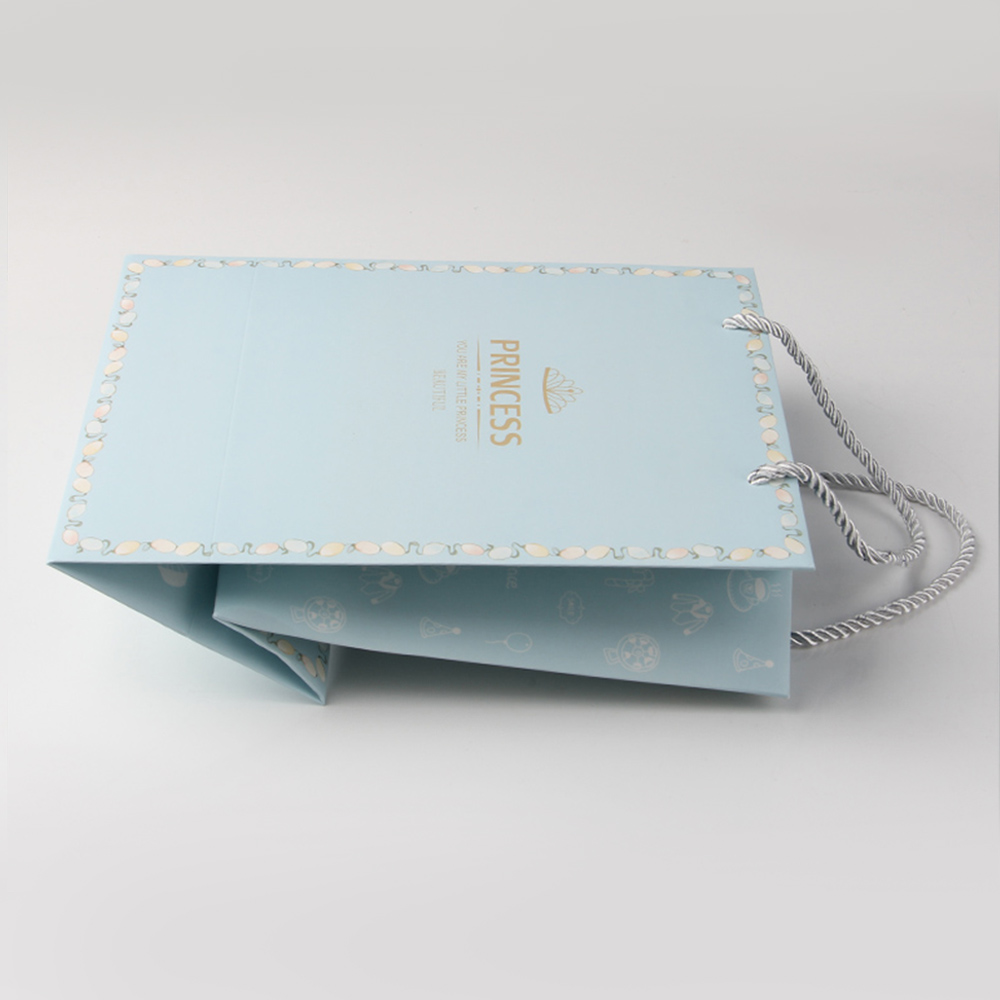 香水紙袋定做出來(lái)真的只是成型這么簡(jiǎn)單嗎 香水紙袋定做出來(lái)真的只是成型這么簡(jiǎn)單嗎