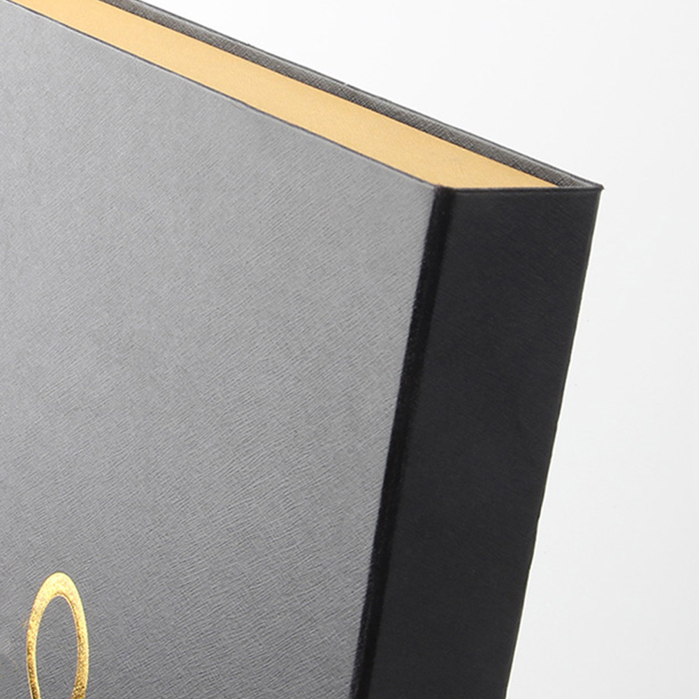 這個(gè)時(shí)間點(diǎn)襯衫盒工廠會(huì)不會(huì)也遇到襯衫吊牌的問(wèn)題 這個(gè)時(shí)間點(diǎn)襯衫盒工廠會(huì)不會(huì)也遇到襯衫吊牌的問(wèn)題