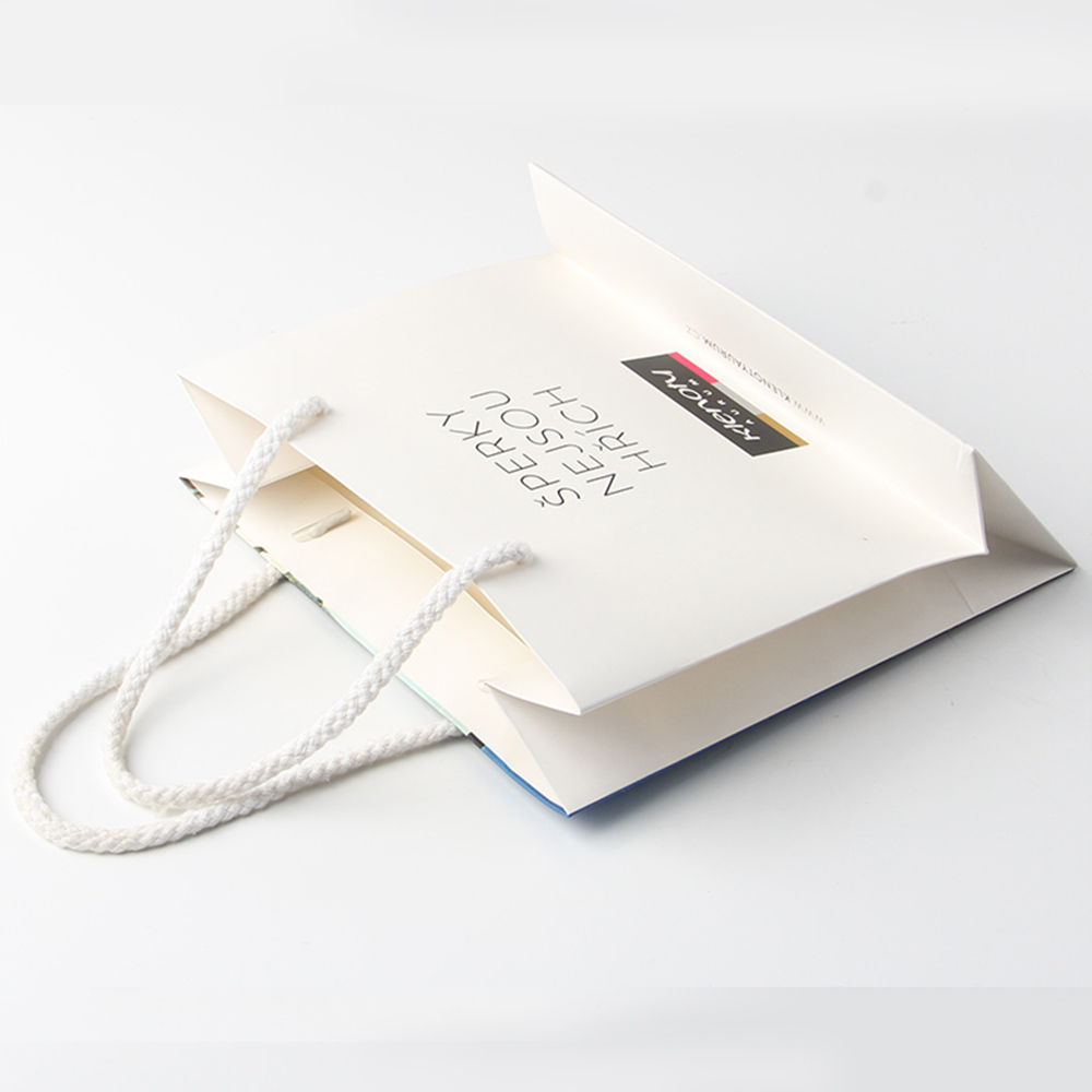 為什么別的廠家都忙著挑客而牛仔褲紙袋工廠卻不是 為什么別的廠家都忙著挑客而牛仔褲紙袋工廠卻不是