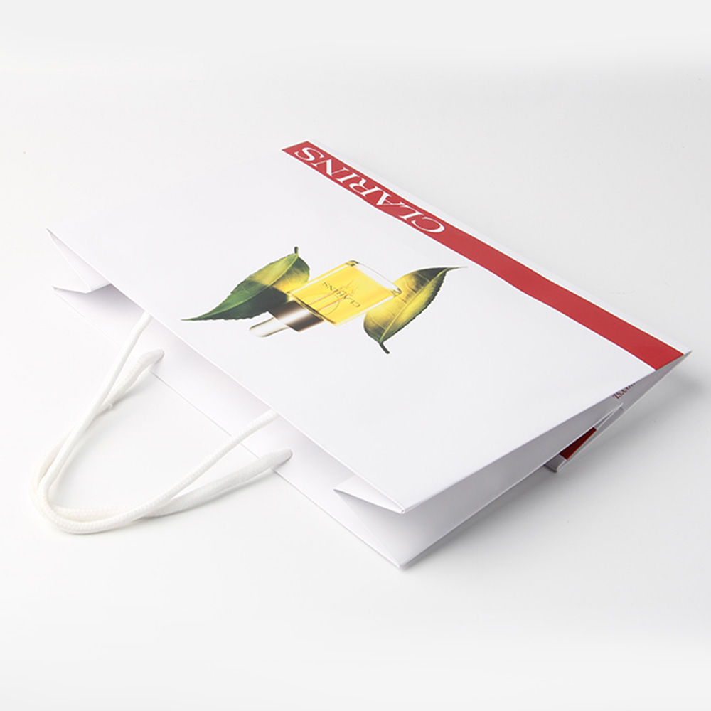 在特別時(shí)期想保持首飾紙袋設(shè)計(jì)特色應(yīng)該怎樣做 在特別時(shí)期想保持首飾紙袋設(shè)計(jì)特色應(yīng)該怎樣做