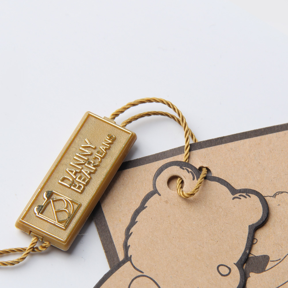 揭秘褲子紙牌訂制是怎么被以次充好的 揭秘褲子紙牌訂制是怎么被以次充好的