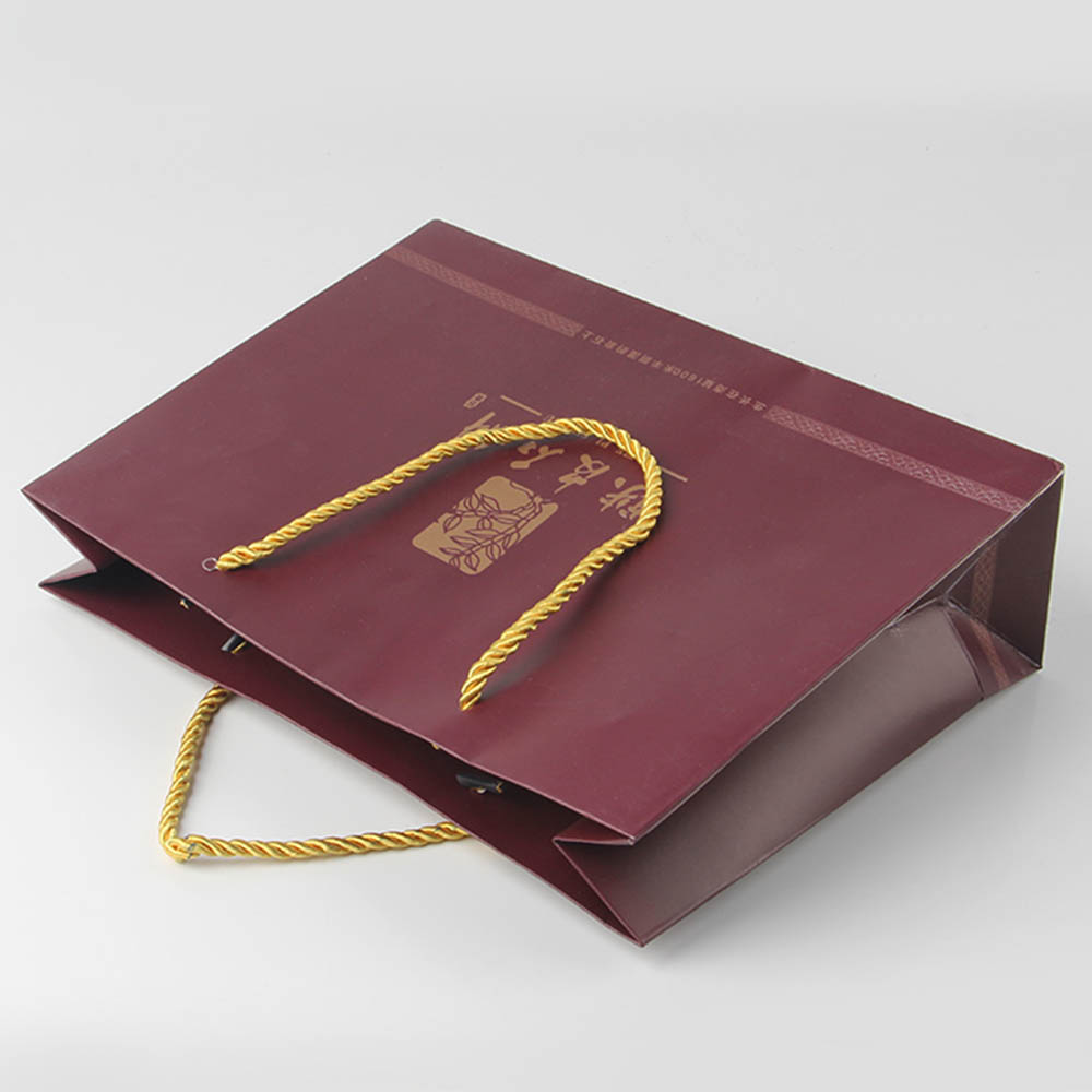 會破壞衣服禮品袋定做承重效果的兩個(gè)工藝 會破壞衣服禮品袋定做承重效果的兩個(gè)工藝